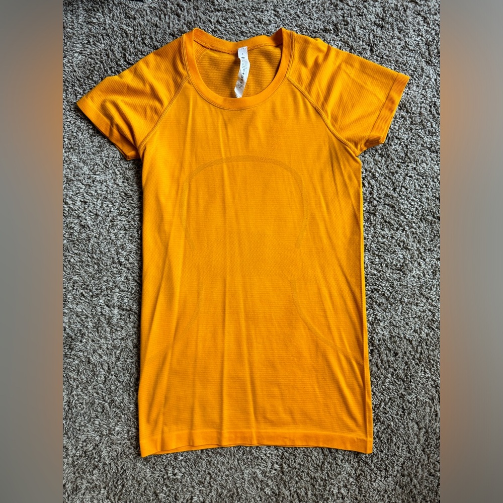 Lululemon shirt